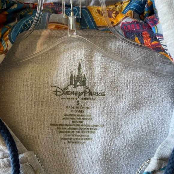 Disneyland Zip-Up Hoodie (UNISEX) - Picture 6 of 6